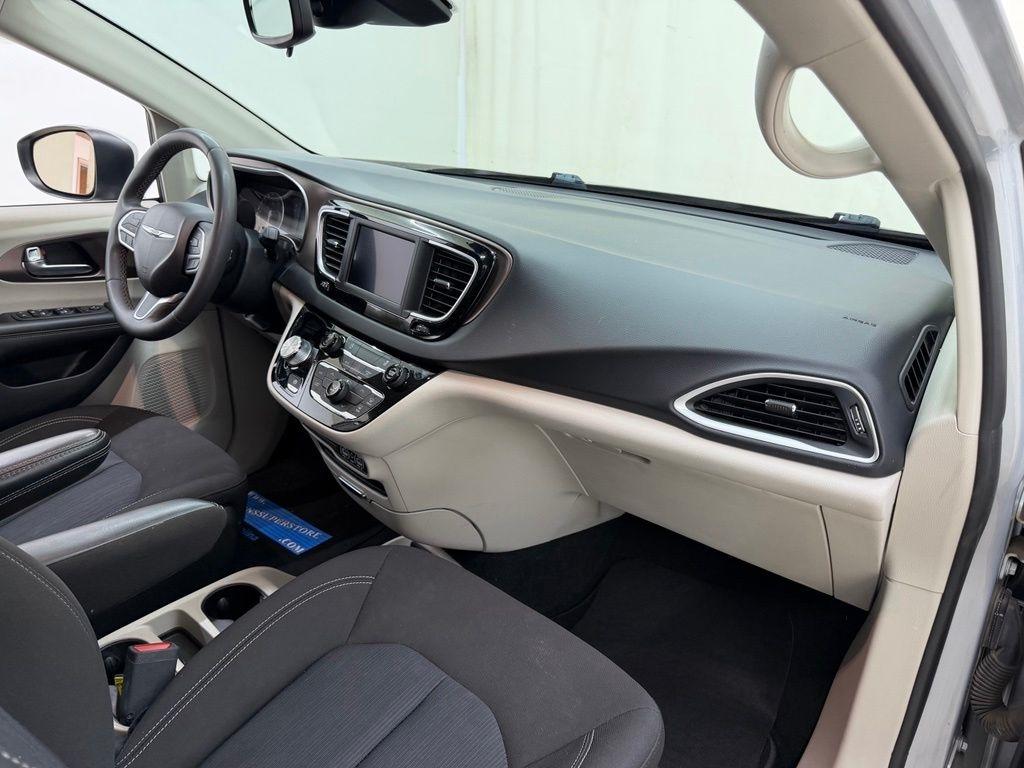 Chrysler Voyager  2023