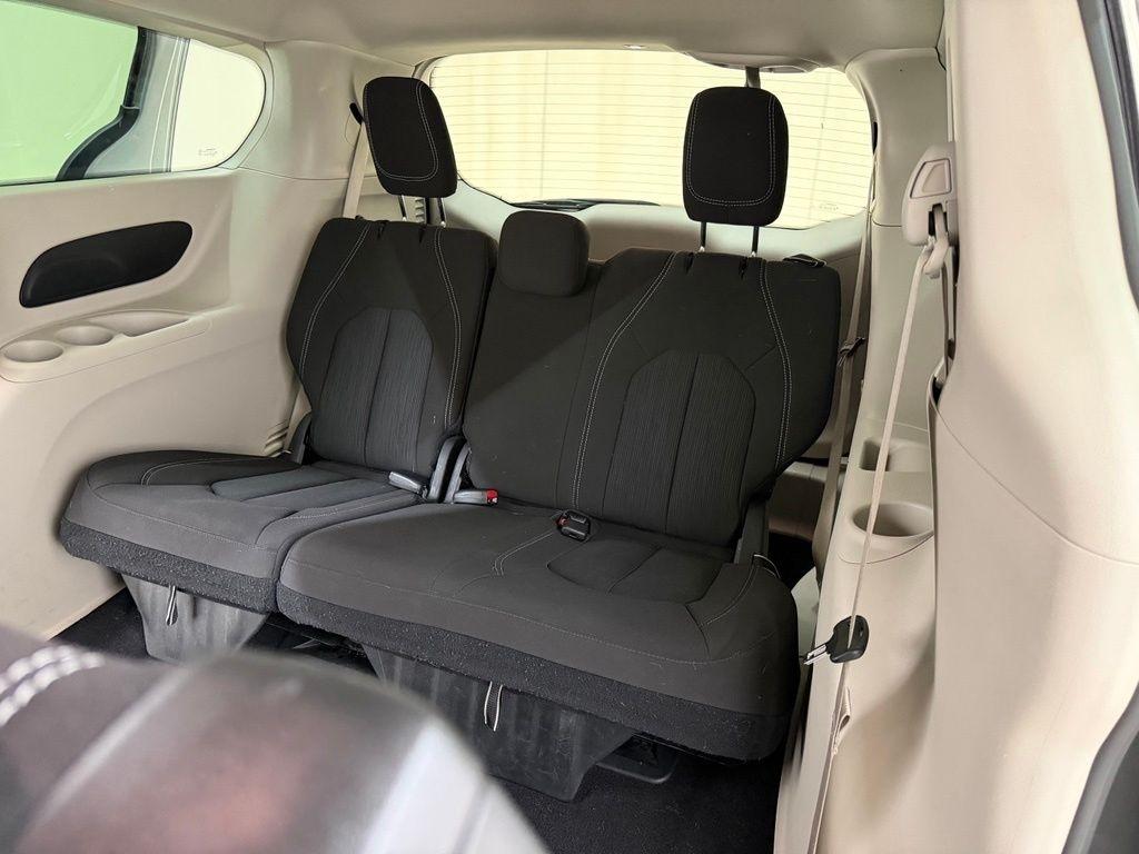 Chrysler Voyager  2023