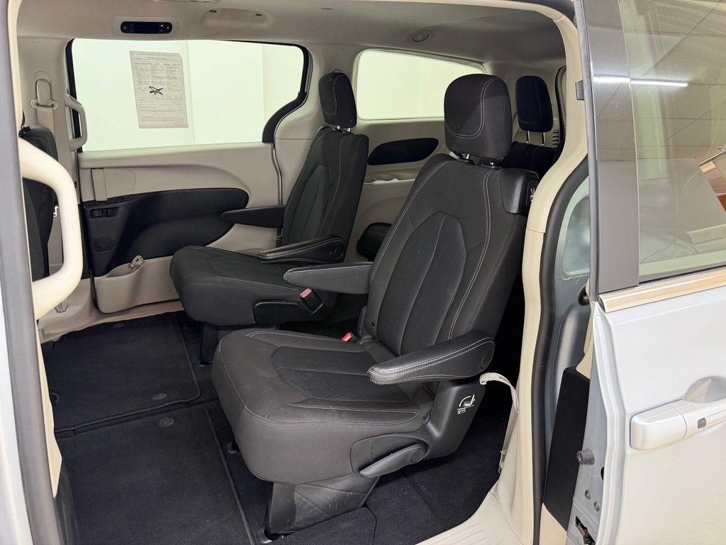 Chrysler Voyager  2023
