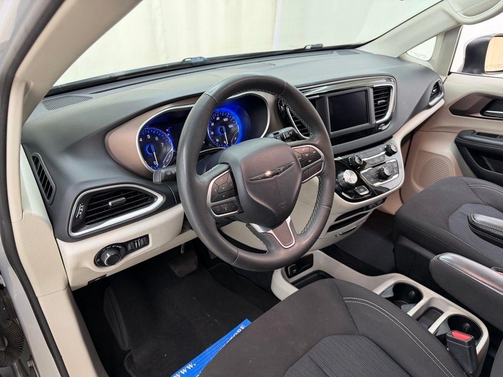 Chrysler Voyager  2023