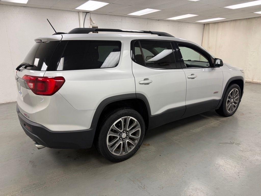 GMC Acadia  2017