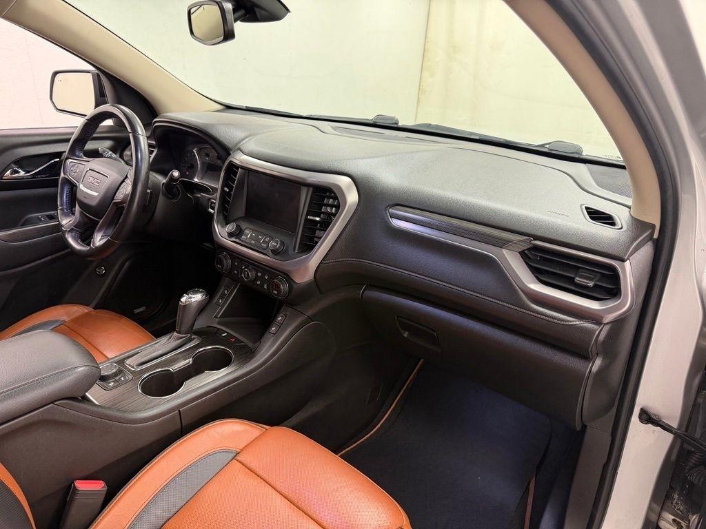 GMC Acadia  2017