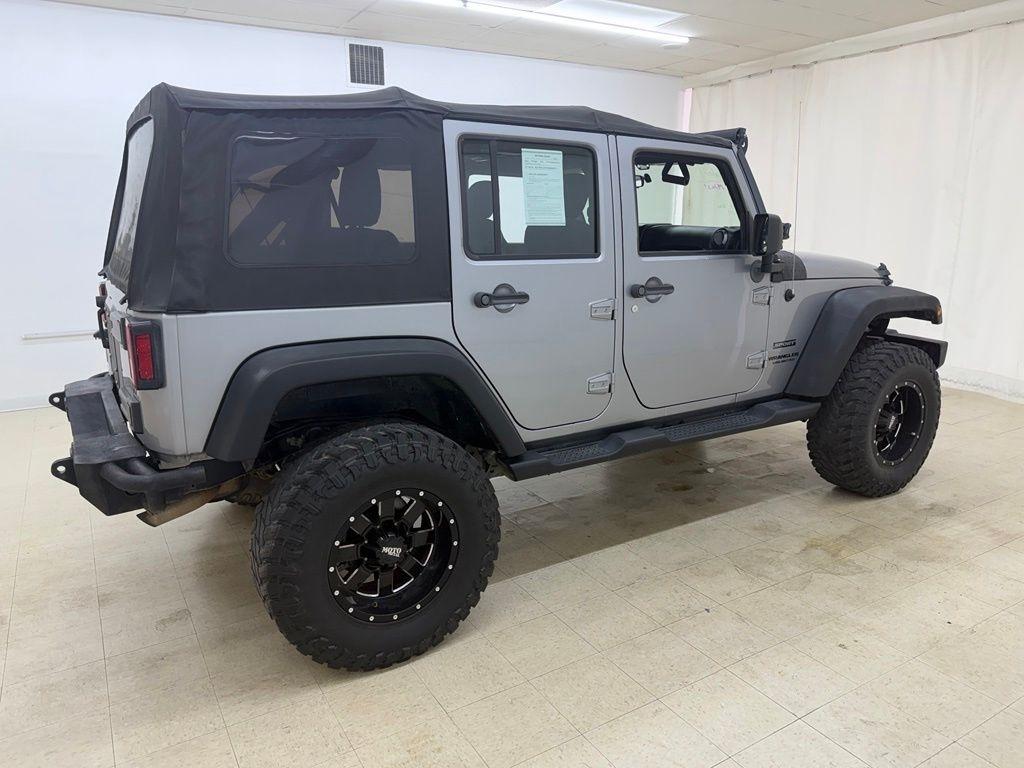 Jeep Wrangler  2017