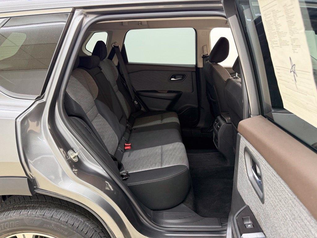 Nissan Rogue  2021