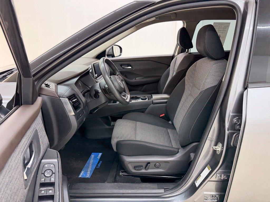 Nissan Rogue  2021