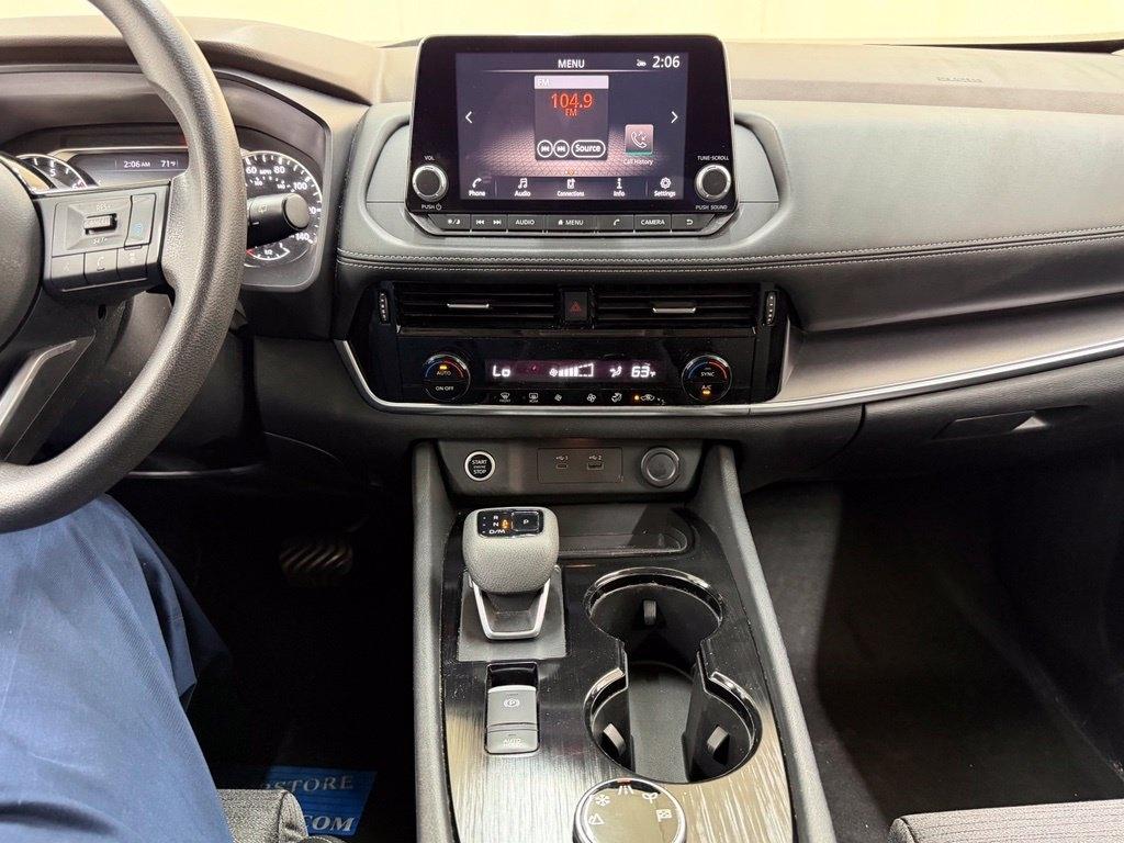 Nissan Rogue  2021