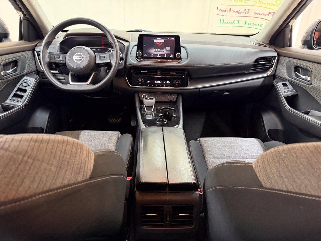 Nissan Rogue  2021