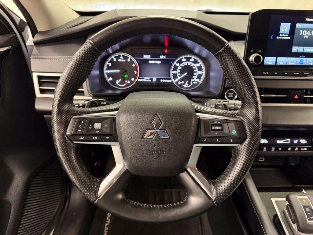 Mitsubishi Outlander  2024
