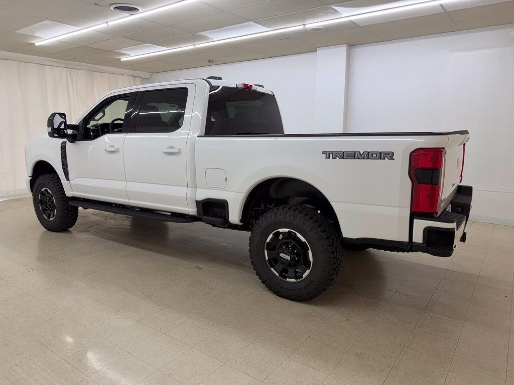 Ford F-250 SD  2027