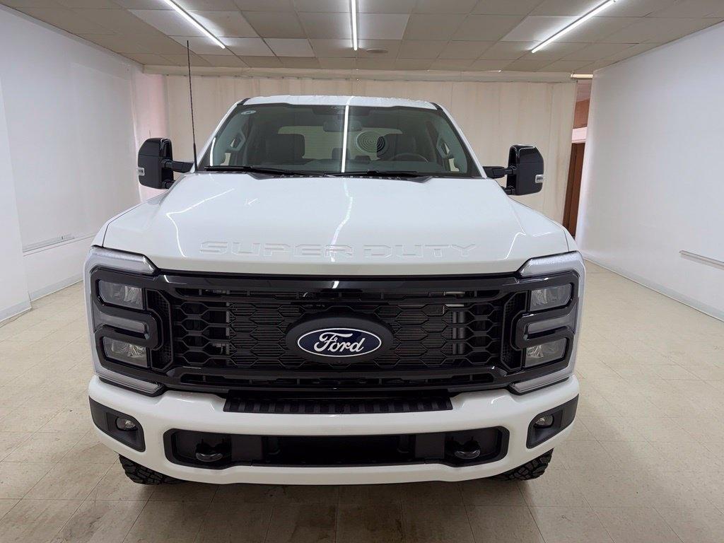 Ford F-250 SD  2027