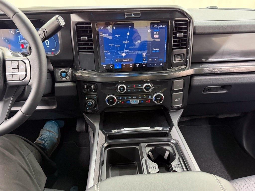 Ford F-250 SD  2027