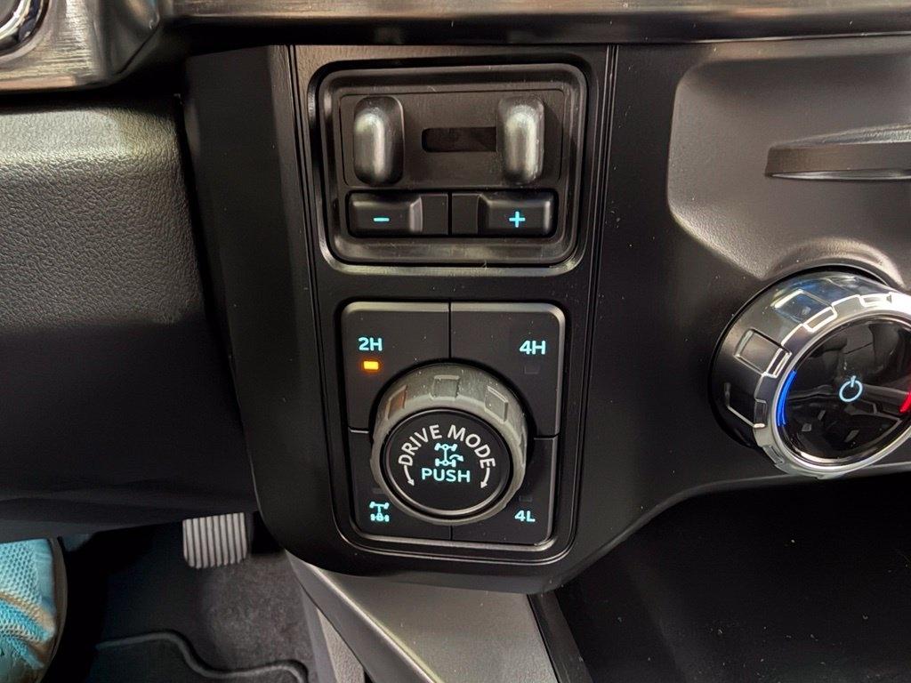Ford F-250 SD  2027