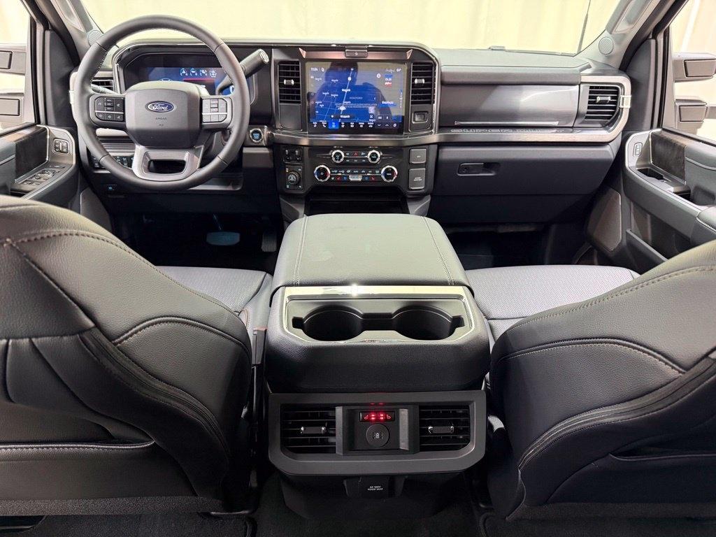 Ford F-250 SD  2027