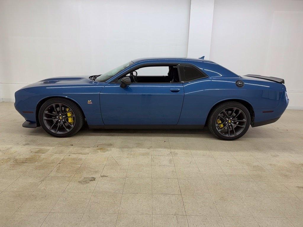 Dodge Challenger  2021