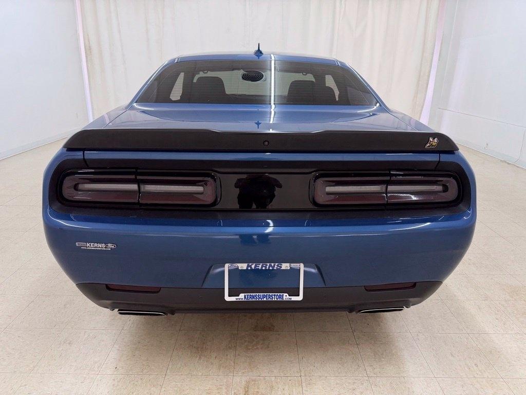 Dodge Challenger  2021