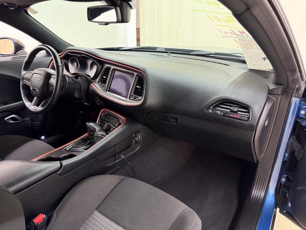 Dodge Challenger  2021