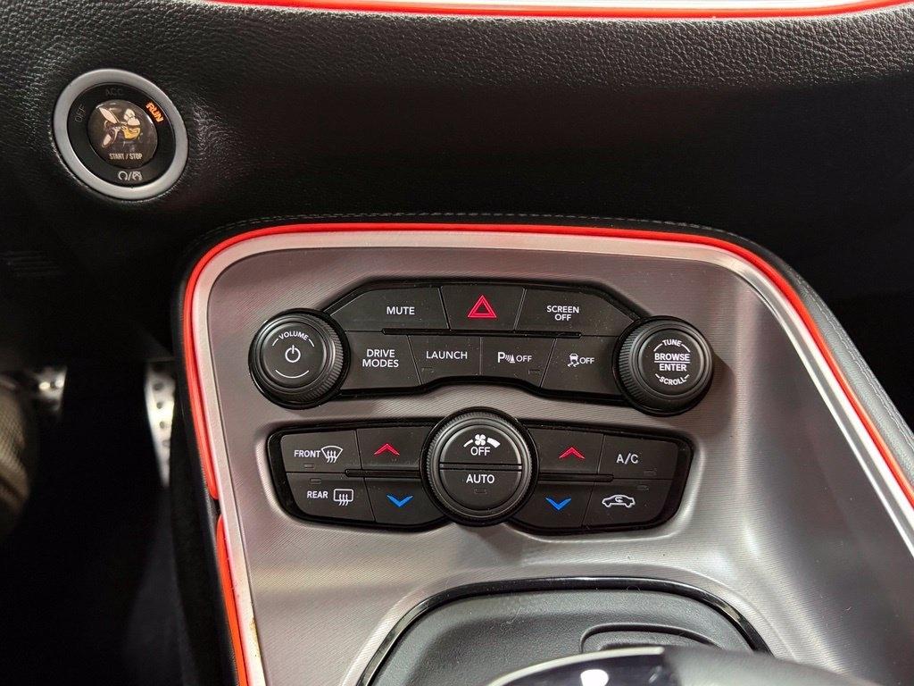 Dodge Challenger  2021