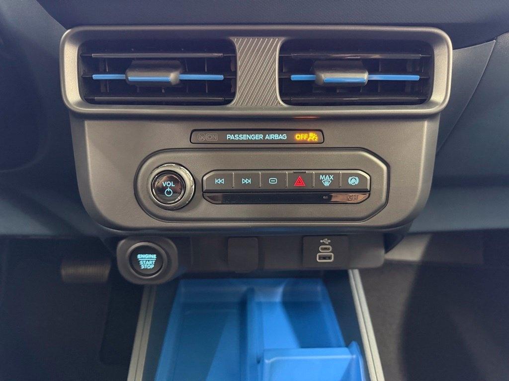 Ford Maverick  2026