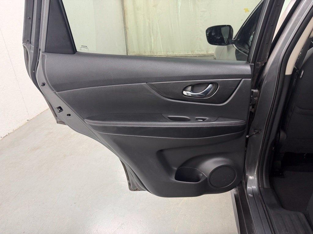 Nissan Rogue  2017