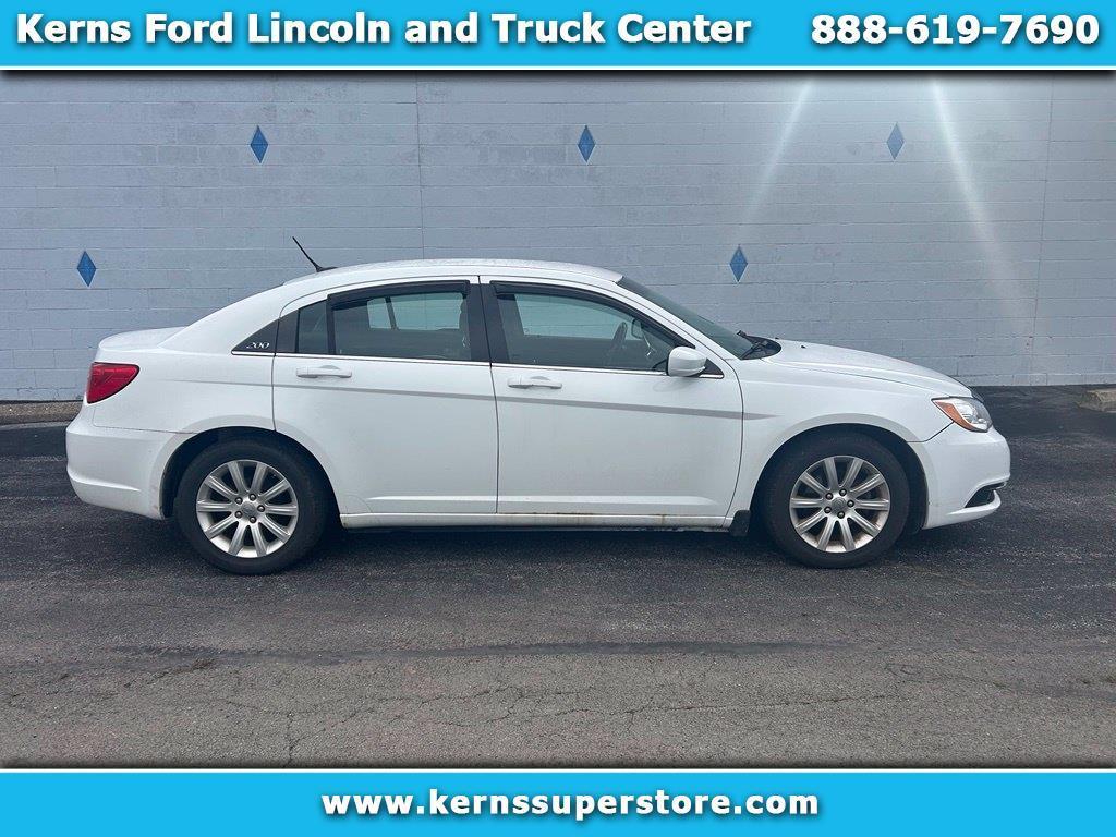 2014 Chrysler 200 