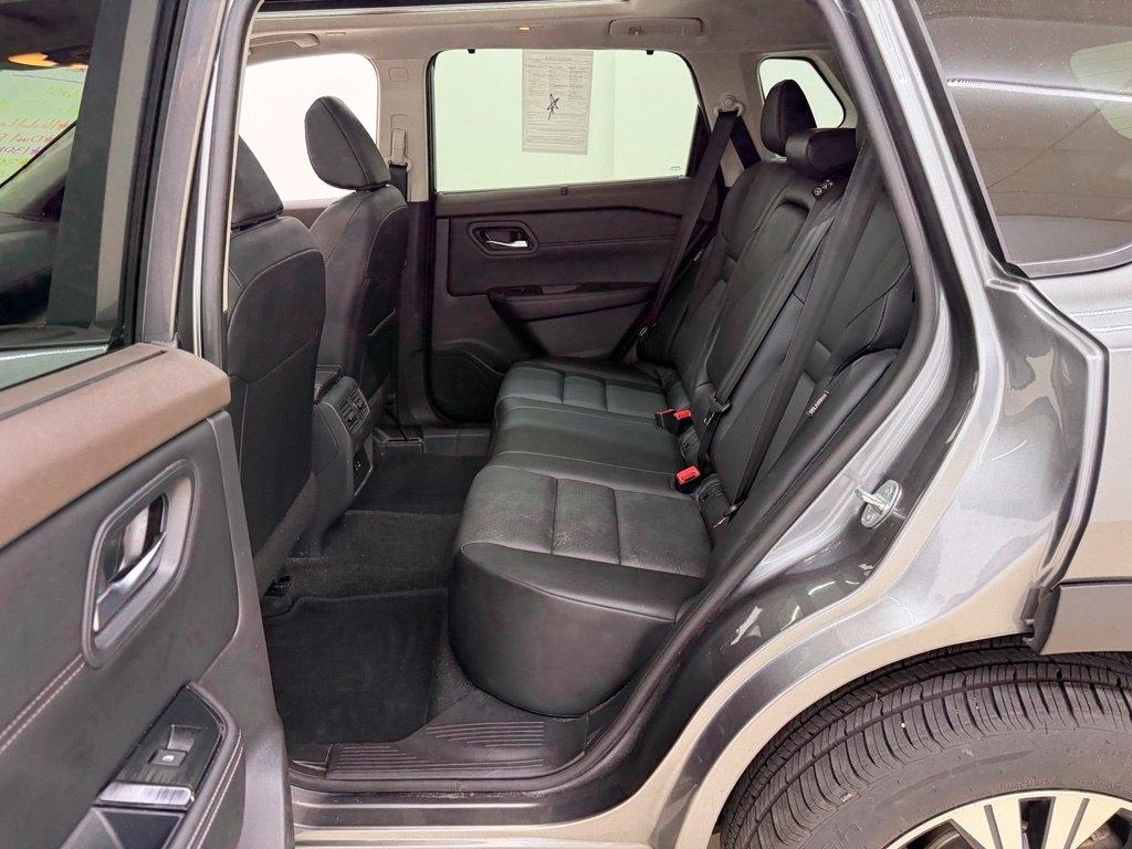 Nissan Rogue  2023