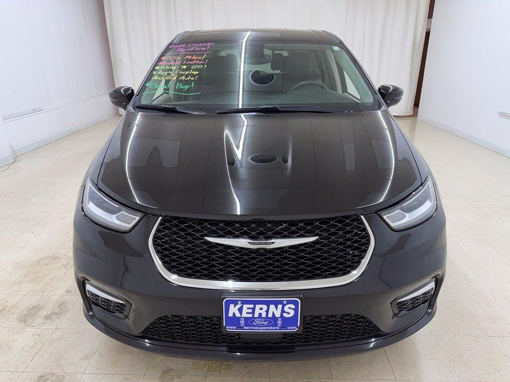 Chrysler Pacifica  2024