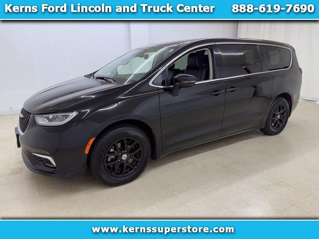 2024 Chrysler Pacifica 