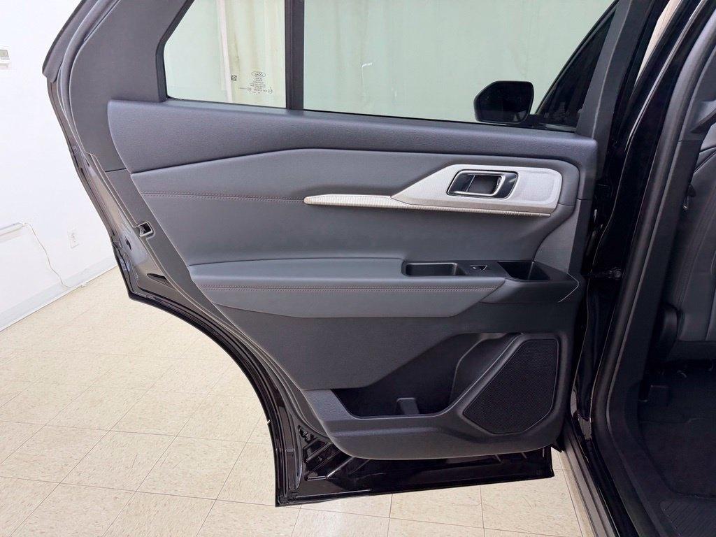 Ford Explorer  2027