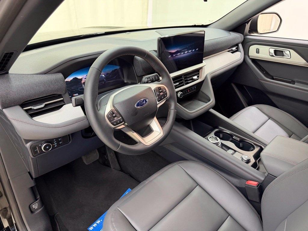 Ford Explorer  2027