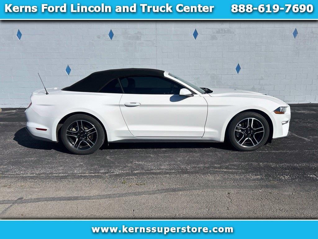 Ford Mustang  2021