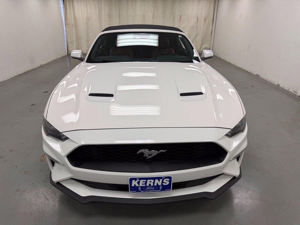 Ford Mustang  2021