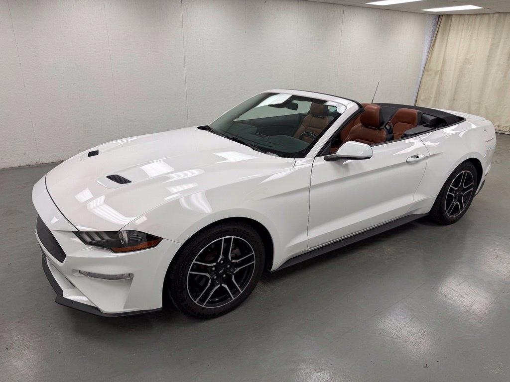Ford Mustang  2021