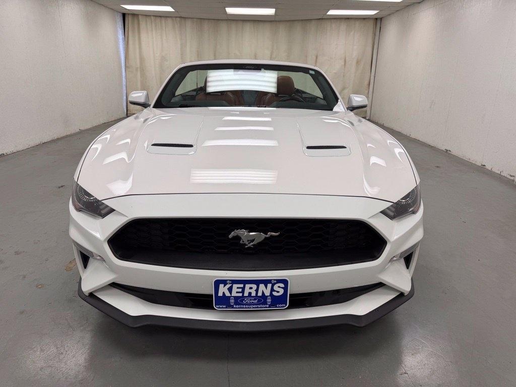 Ford Mustang  2021