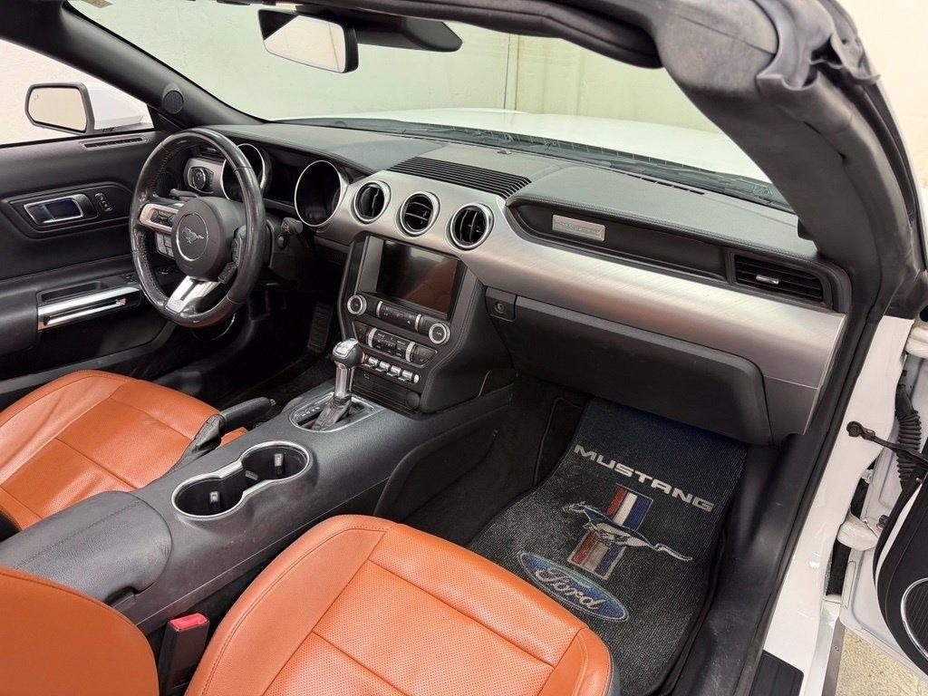 Ford Mustang  2021