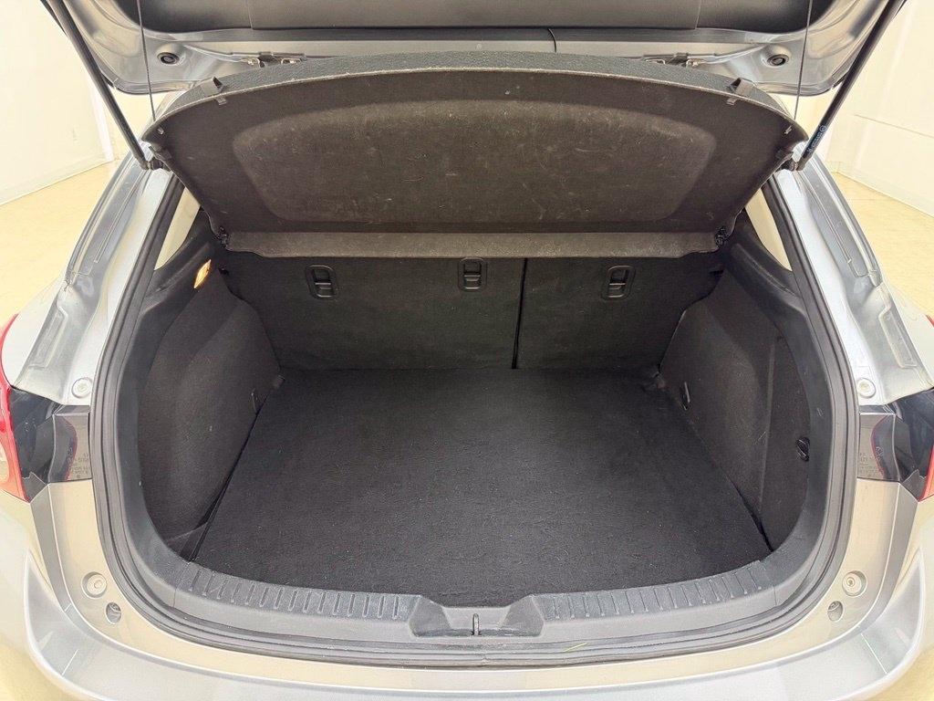 Mazda MAZDA3  2016