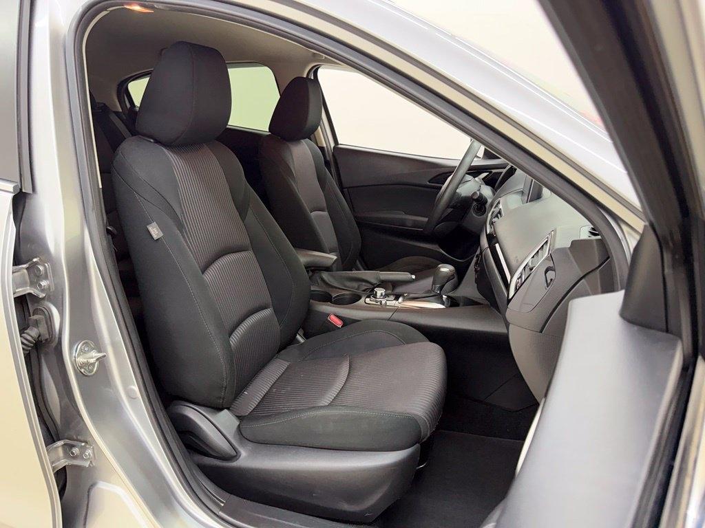 Mazda MAZDA3  2016