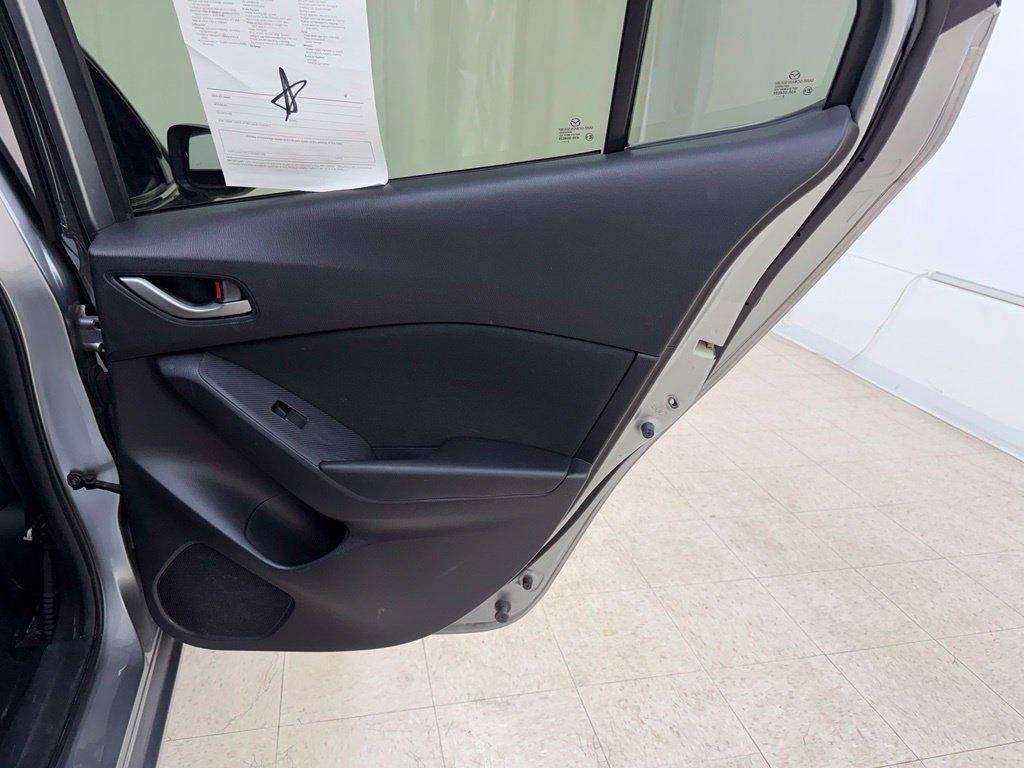 Mazda MAZDA3  2016