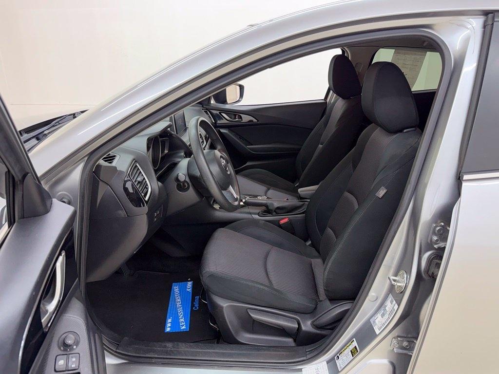 Mazda MAZDA3  2016