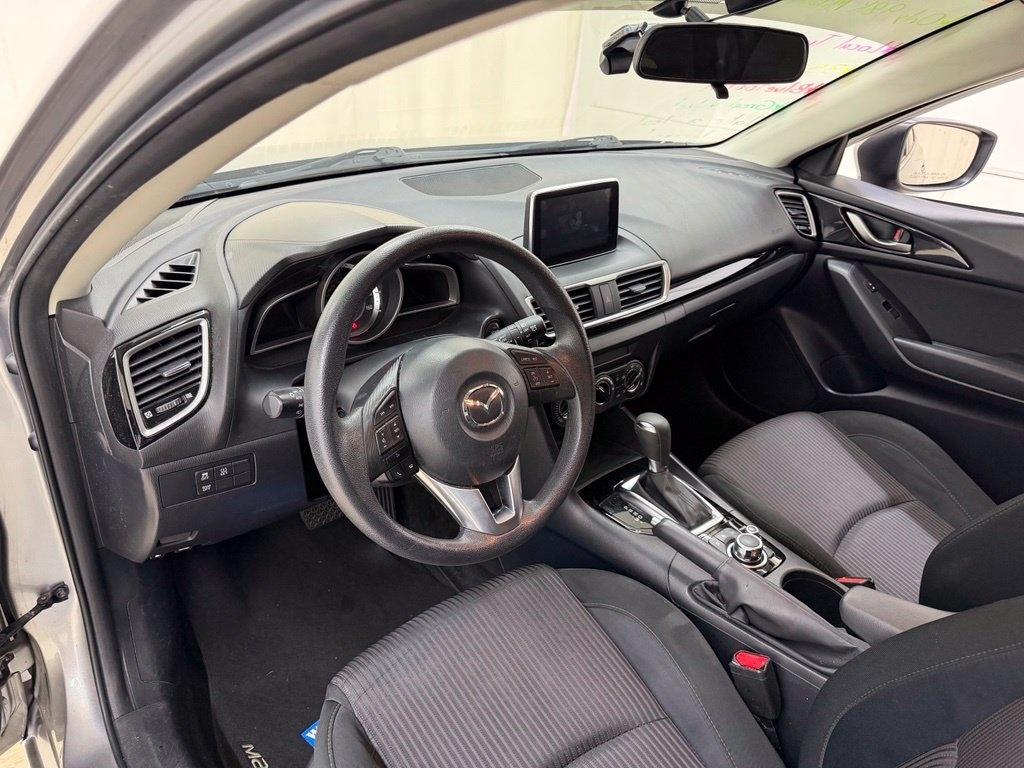 Mazda MAZDA3  2016