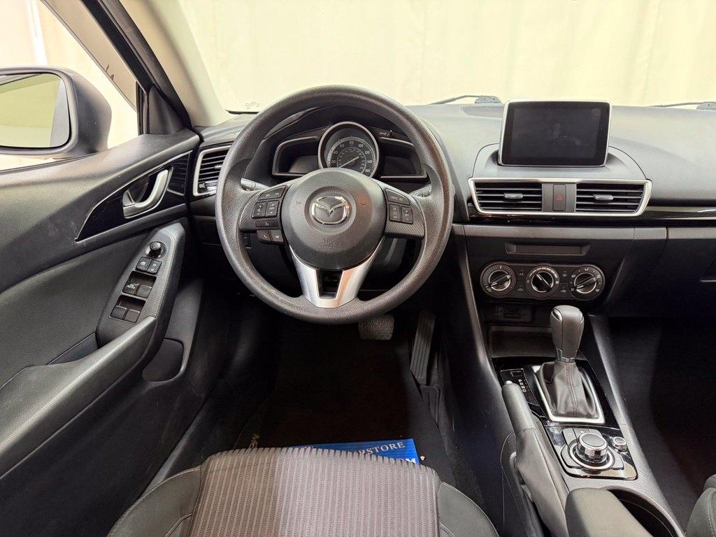 Mazda MAZDA3  2016