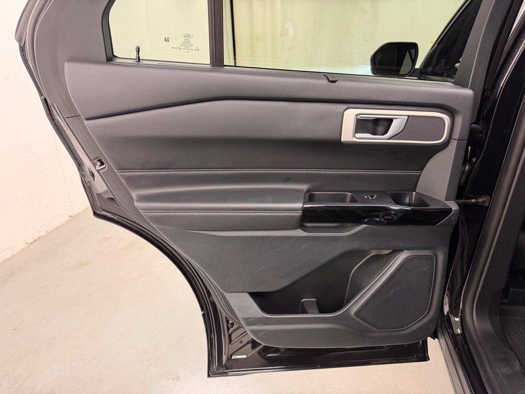 Ford Explorer  2023