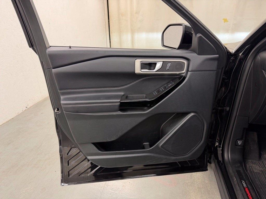 Ford Explorer  2023