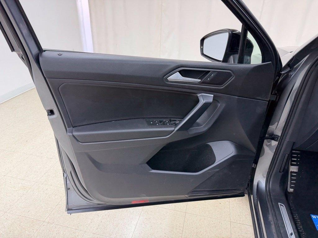 Volkswagen Tiguan  2021