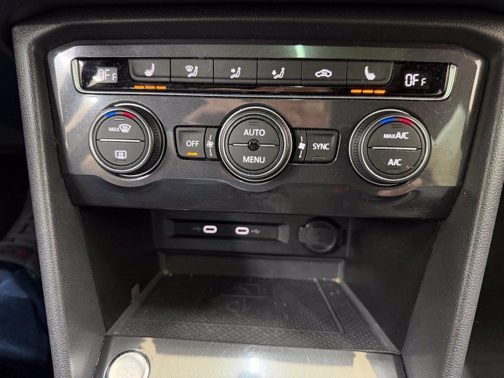 Volkswagen Tiguan  2021