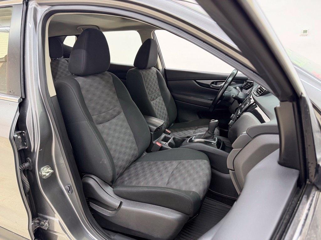 Nissan Rogue Sport  2022