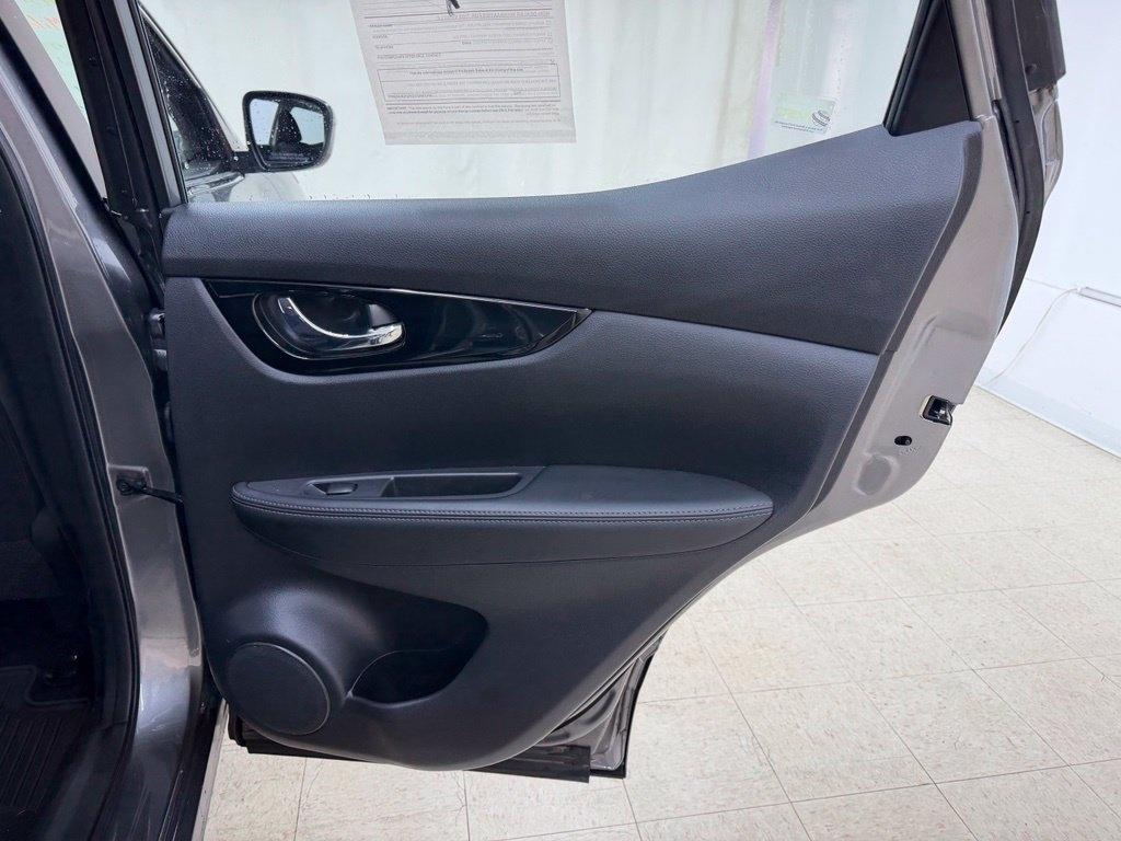 Nissan Rogue Sport  2022