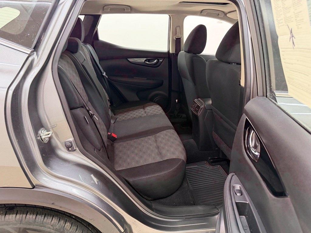 Nissan Rogue Sport  2022