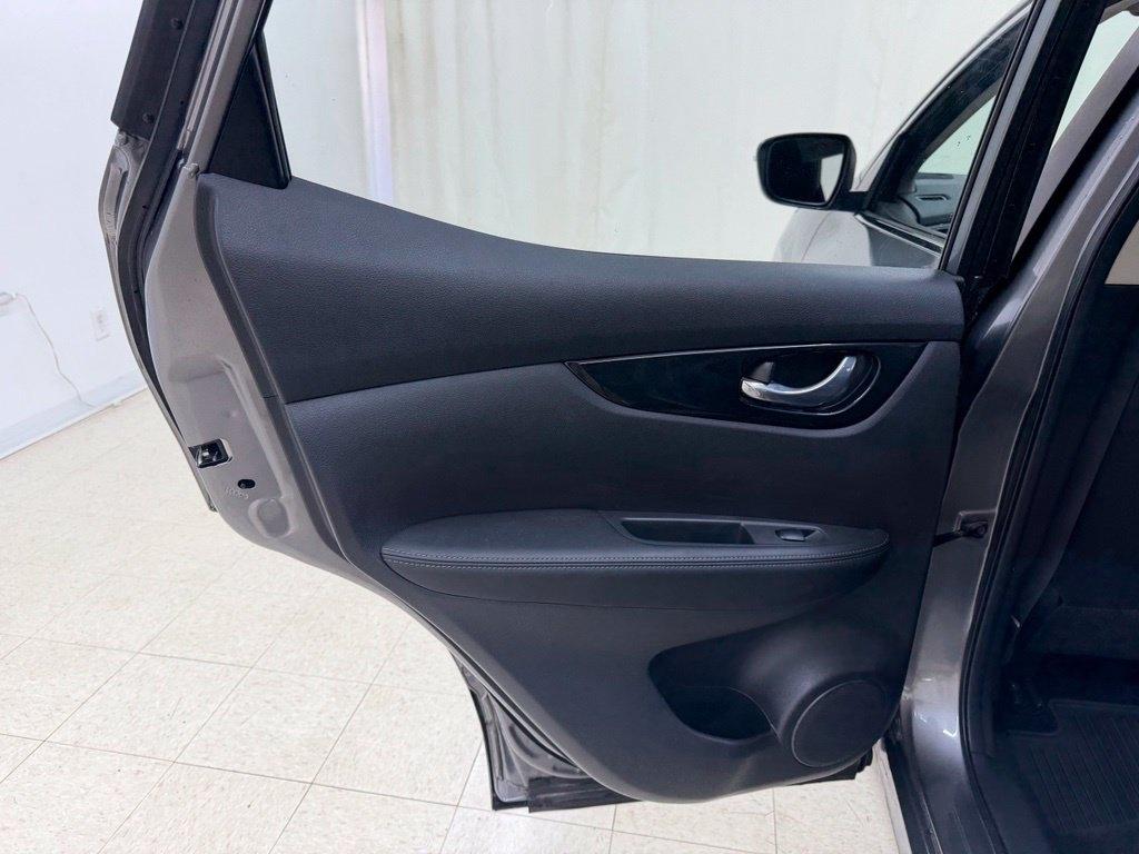 Nissan Rogue Sport  2022