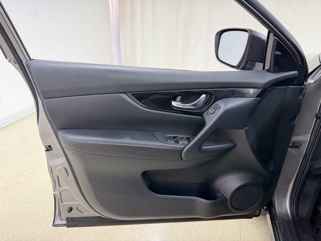 Nissan Rogue Sport  2022