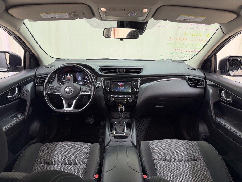 Nissan Rogue Sport  2022